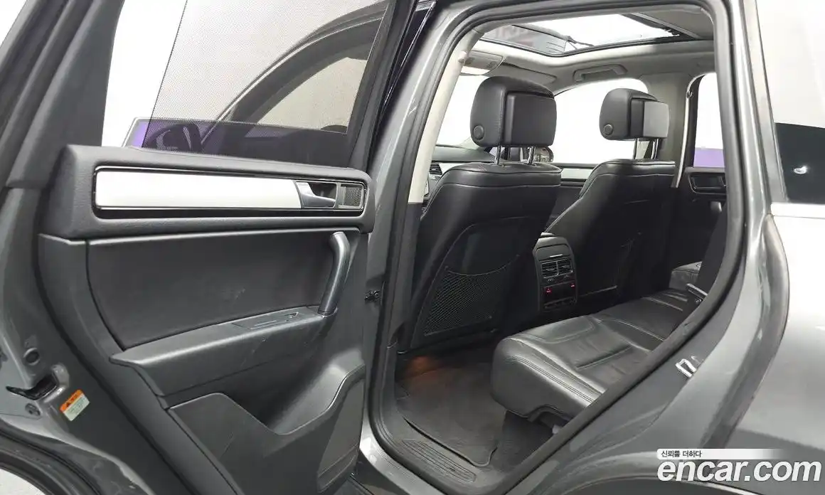 Volkswagen Touareg 2014 3.0 автомат (гидро), фото 15