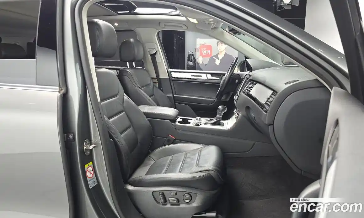 Volkswagen Touareg 2014 3.0 автомат (гидро), фото 16