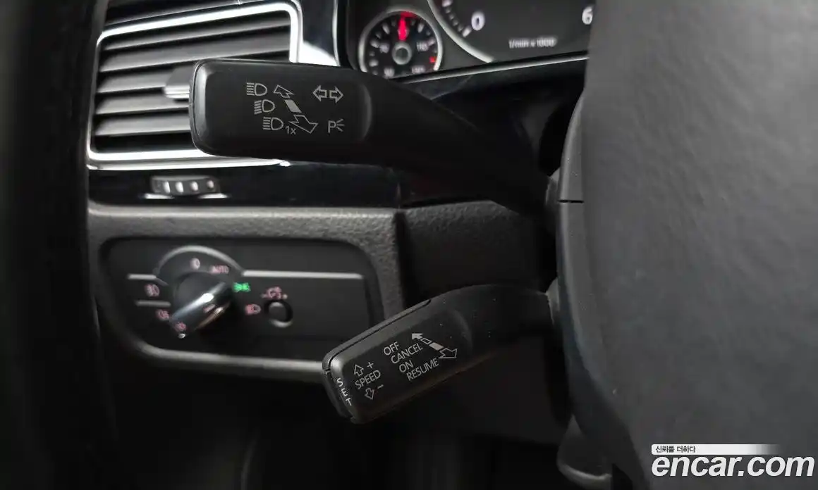 Volkswagen Touareg 2014 3.0 автомат (гидро), фото 21