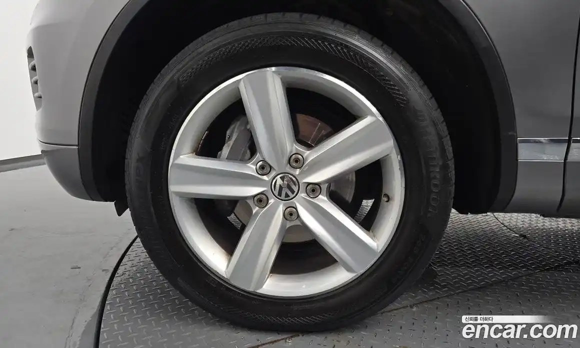 Volkswagen Touareg 2014 3.0 автомат (гидро), фото 4