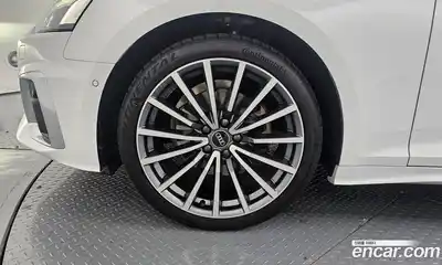 Audi A5 2022 2.0 автомат (гидро), миниатюра 5