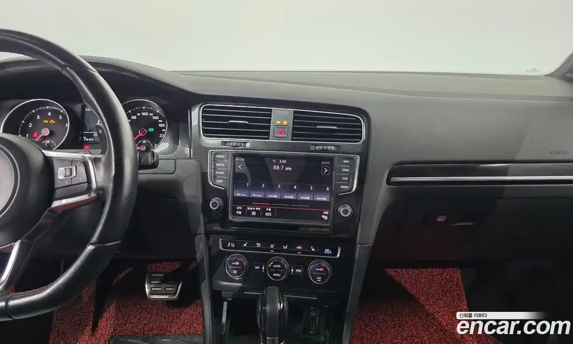 Volkswagen Golf 2014 2.0 автомат (гидро), фото 16