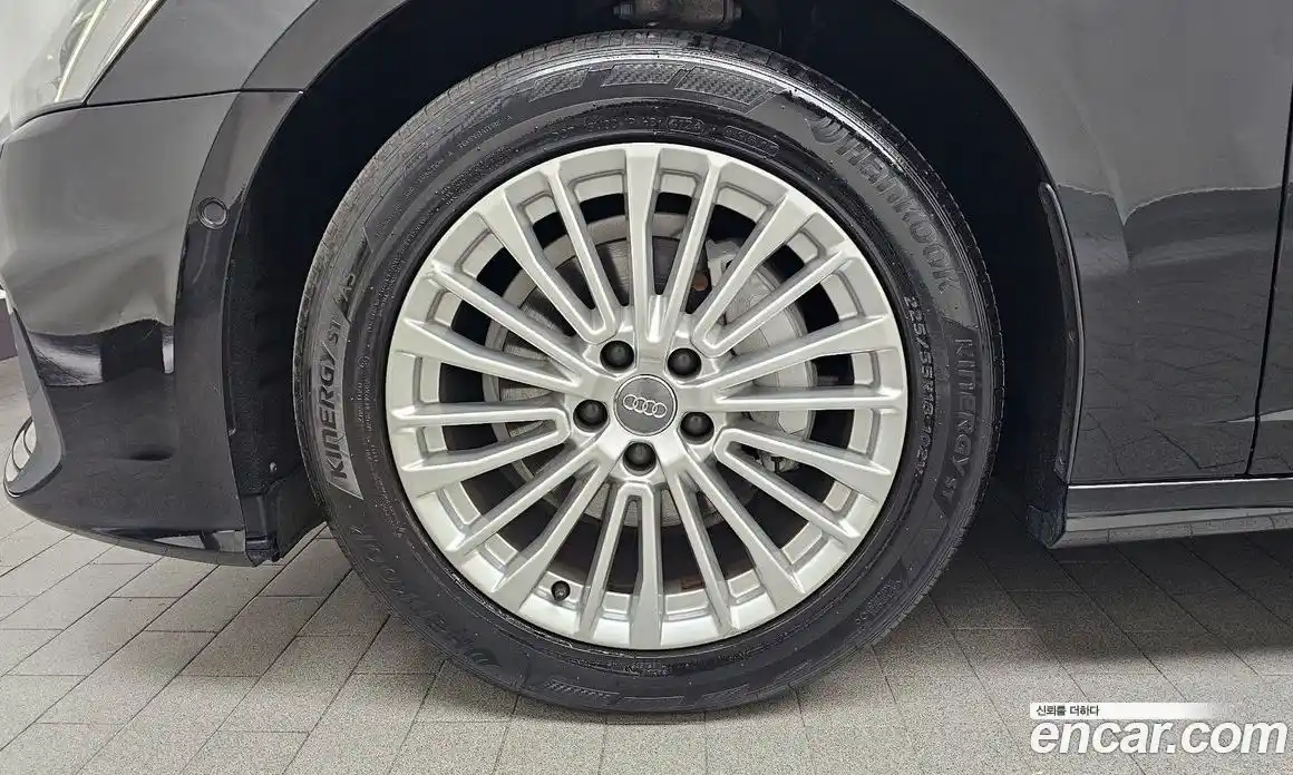 Audi A6 2020 2.0 автомат (гидро), фото 5