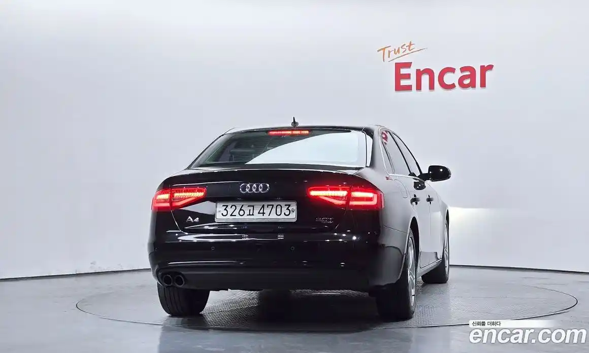 Audi A4 2013 2.0 автомат (гидро), фото 4