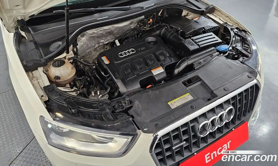 Audi Q3 2013 2.0 автомат (гидро), фото 6