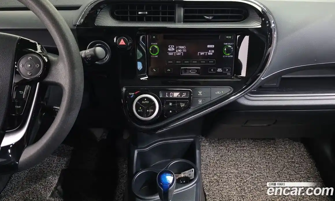 Toyota Prius 2019 1.5 автомат (гидро), фото 15 Toyota Prius 2019 1.5 автомат (гидро), фото 15