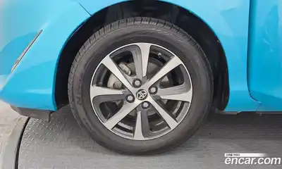 Toyota Prius 2019 1.5 автомат (гидро), миниатюра 5 Toyota Prius 2019 1.5 автомат (гидро), миниатюра 5