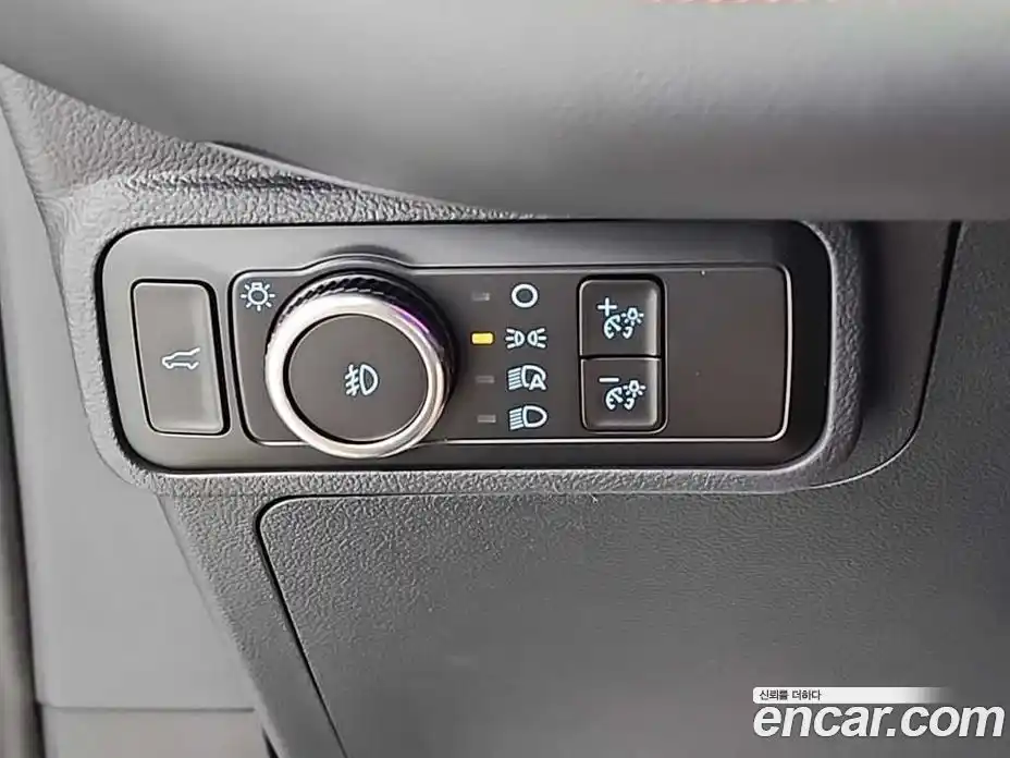 Ford Explorer 2025 2.3 автомат (гидро), фото 16