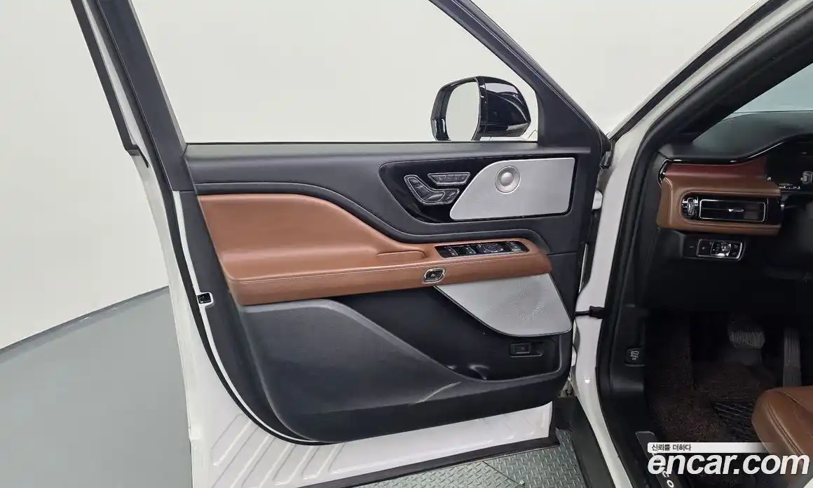 Lincoln Aviator 2020 3.0 автомат (гидро), фото 13 Lincoln Aviator 2020 3.0 автомат (гидро), фото 13