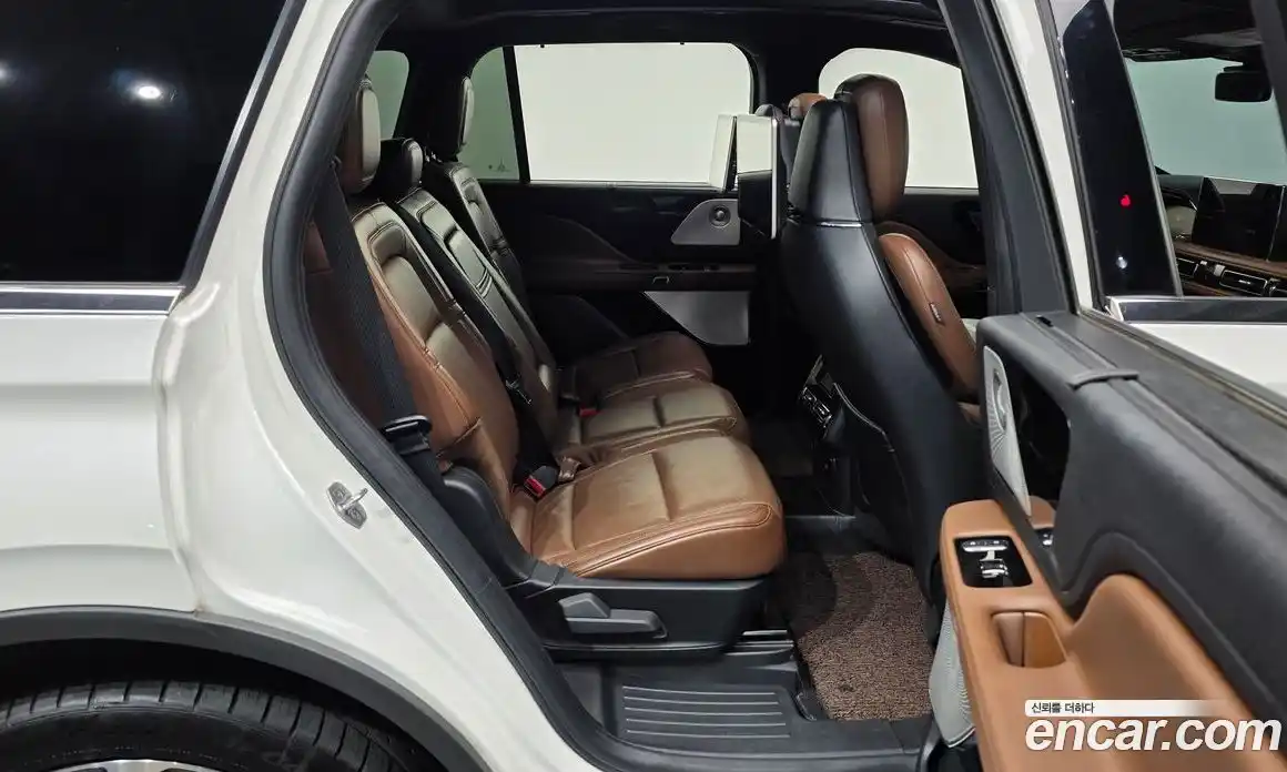 Lincoln Aviator 2020 3.0 автомат (гидро), фото 17 Lincoln Aviator 2020 3.0 автомат (гидро), фото 17