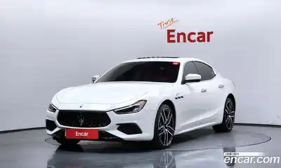 Maserati Ghibli 2021 2.0 автомат (гидро), миниатюра 1 Maserati Ghibli 2021 2.0 автомат (гидро), миниатюра 1