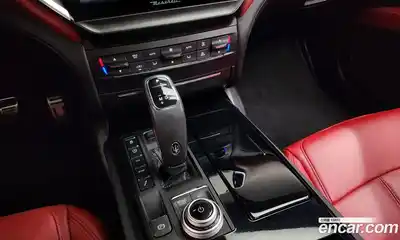 Maserati Ghibli 2021 2.0 автомат (гидро), миниатюра 12