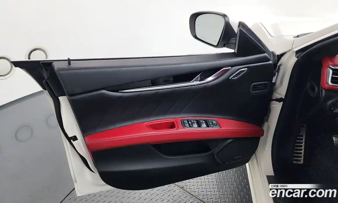 Maserati Ghibli 2021 2.0 автомат (гидро), фото 14 Maserati Ghibli 2021 2.0 автомат (гидро), фото 14