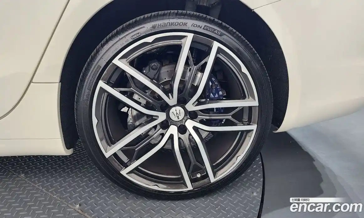Maserati Ghibli 2021 2.0 автомат (гидро), фото 7 Maserati Ghibli 2021 2.0 автомат (гидро), фото 7