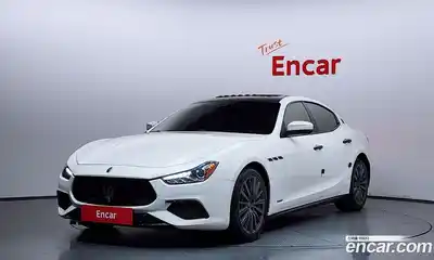 Maserati Ghibli 2017 3.0 автомат (гидро), миниатюра 1 Maserati Ghibli 2017 3.0 автомат (гидро), миниатюра 1