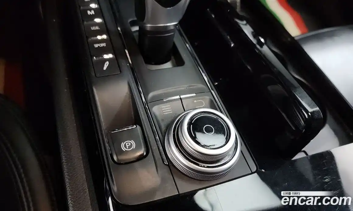 Maserati Ghibli 2017 3.0 автомат (гидро), фото 17 Maserati Ghibli 2017 3.0 автомат (гидро), фото 17
