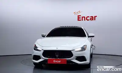 Maserati Ghibli 2017 3.0 автомат (гидро), миниатюра 3 Maserati Ghibli 2017 3.0 автомат (гидро), миниатюра 3
