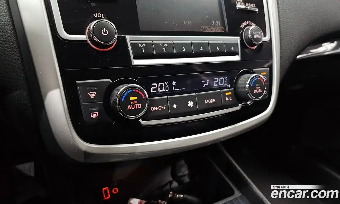 Nissan Altima 2018 2.5 автомат (гидро), фото 16