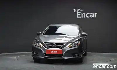 Nissan Altima 2018 2.5 автомат (гидро), миниатюра 3