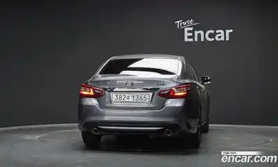 Nissan Altima 2018 2.5 автомат (гидро), миниатюра 4