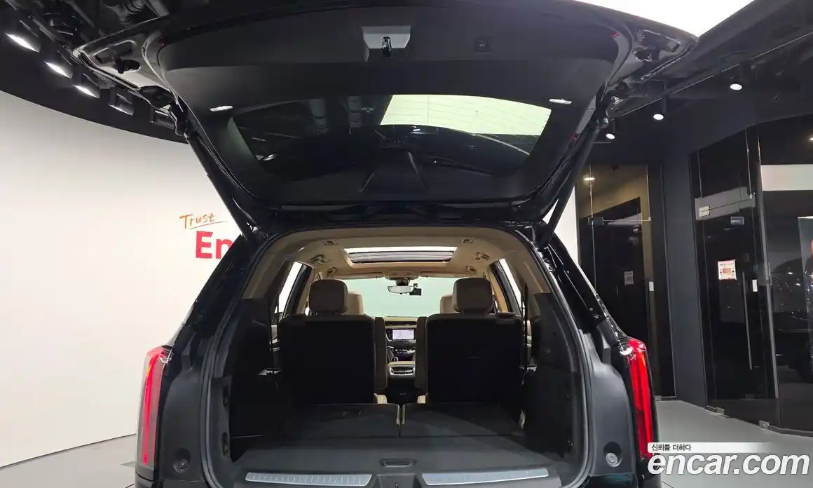 Cadillac XT6 2023 3.6 автомат (гидро), фото 20 Cadillac XT6 2023 3.6 автомат (гидро), фото 20