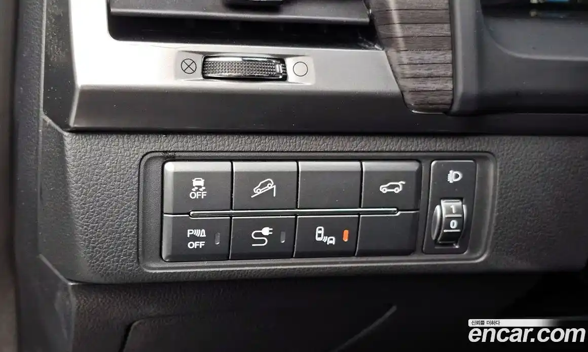 SsangYong Rexton 2018 2.2 автомат (гидро), фото 14