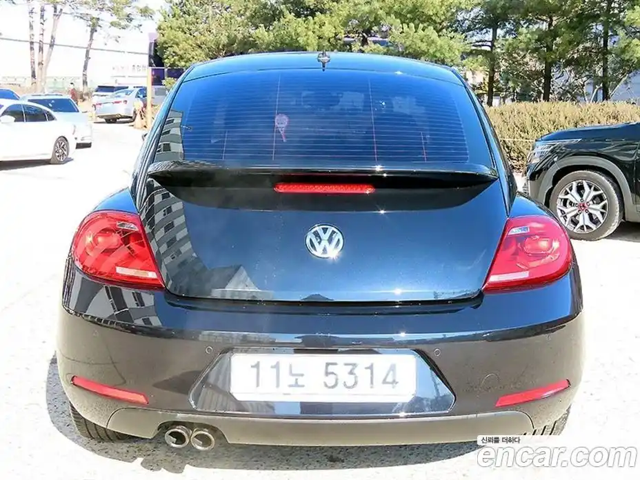 Volkswagen Beatle 2015 2.0 автомат (гидро), фото 4