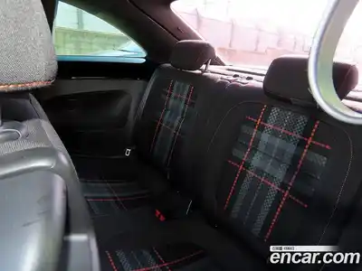 Volkswagen Beatle 2015 2.0 автомат (гидро), миниатюра 6