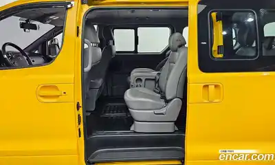 Hyundai Starex 2020 2.4 автомат (гидро), миниатюра 11