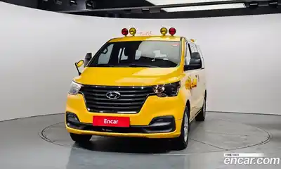 Hyundai Starex 2020 2.4 автомат (гидро), миниатюра 3