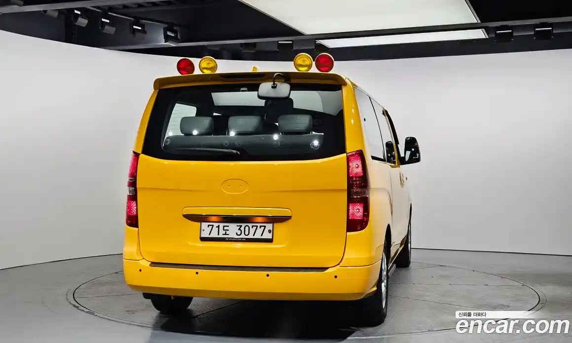 Hyundai Starex 2020 2.4 автомат (гидро), фото 4