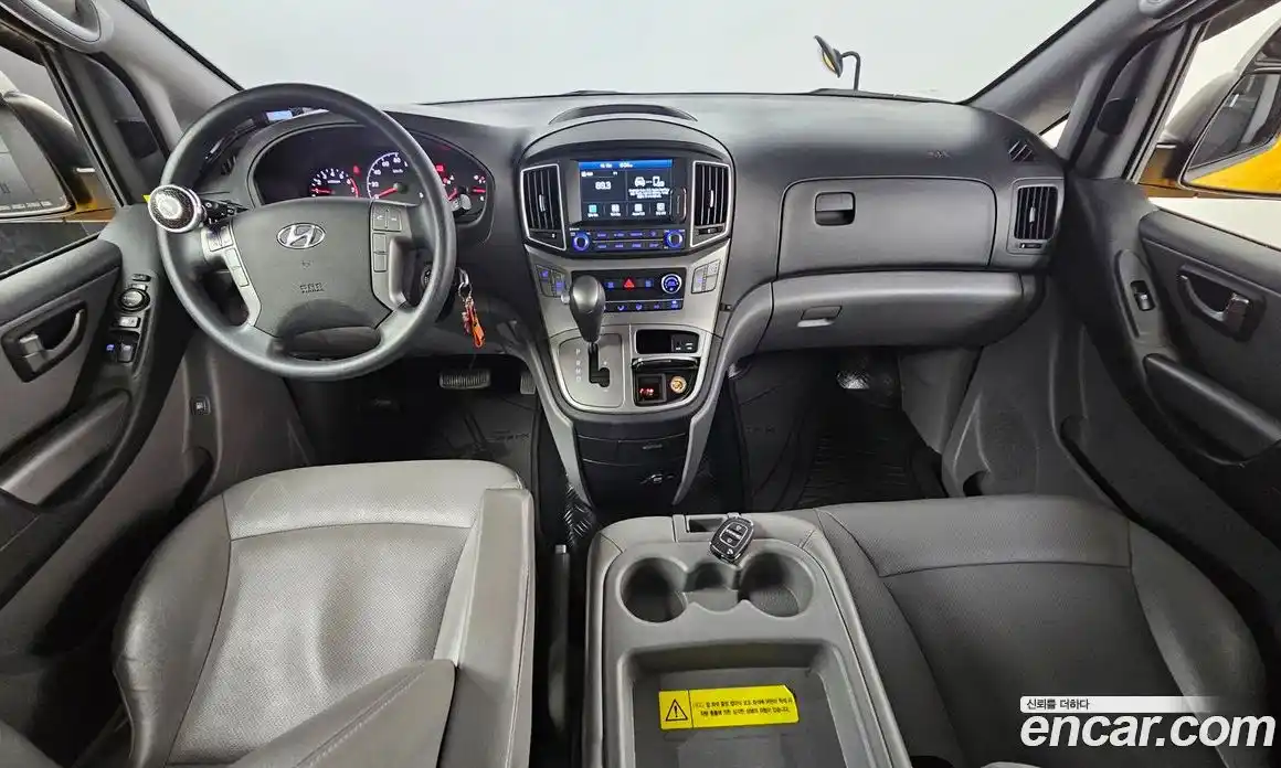 Hyundai Starex 2020 2.4 автомат (гидро), фото 7
