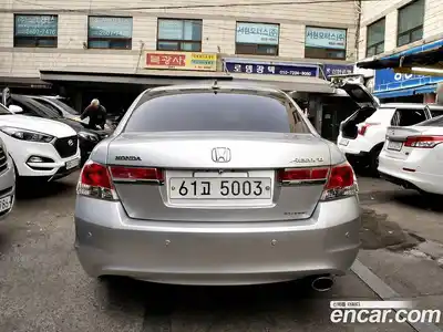 Honda Accord 2011 2.4 автомат (гидро), миниатюра 3