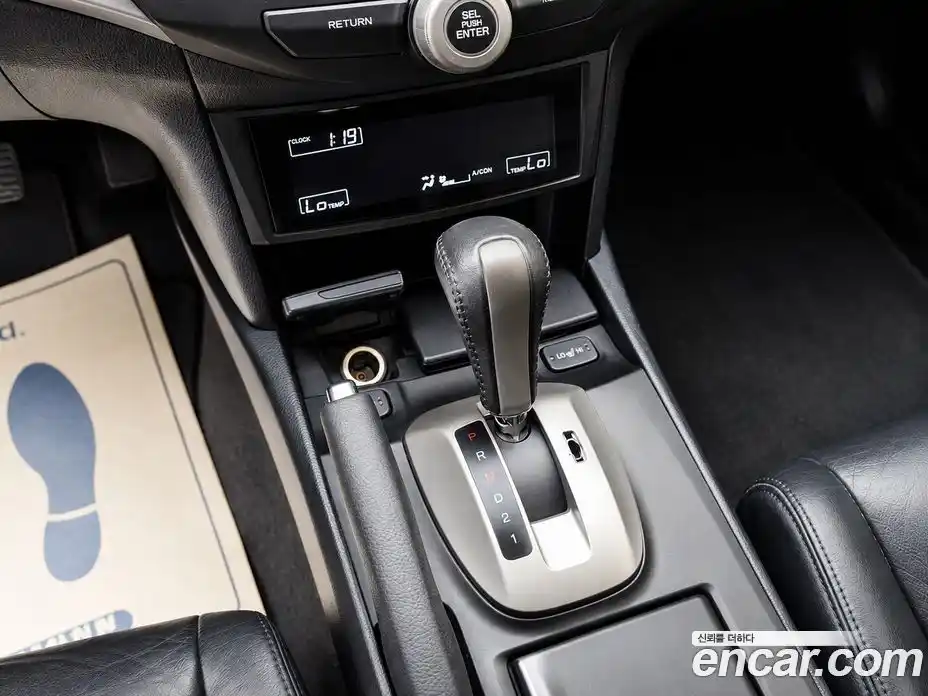 Honda Accord 2011 2.4 автомат (гидро), фото 10