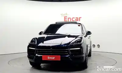 Porsche Cayenne 2020 3.0 автомат (гидро), миниатюра 3
