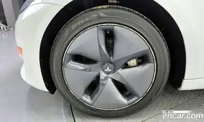 Tesla Model 3 2020 0.1 автомат (гидро), миниатюра 5 Tesla Model 3 2020 0.1 автомат (гидро), миниатюра 5