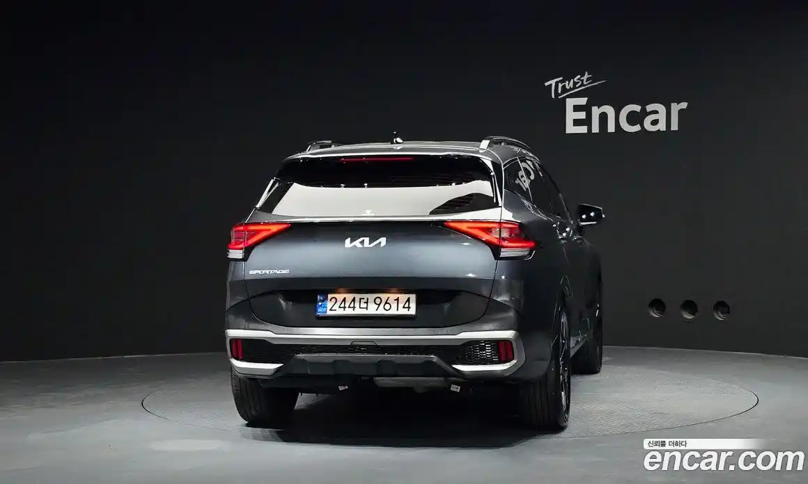 Kia Sportage 2023 2.0 автомат (гидро), фото 4