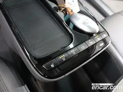 Hyundai Ioniq 5 2024 1.0 автомат (гидро), миниатюра 10