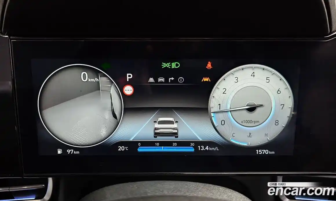 Hyundai Avante 2023 1.6 автомат (гидро), фото 11