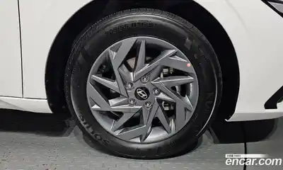 Hyundai Avante 2023 1.6 автомат (гидро), миниатюра 7