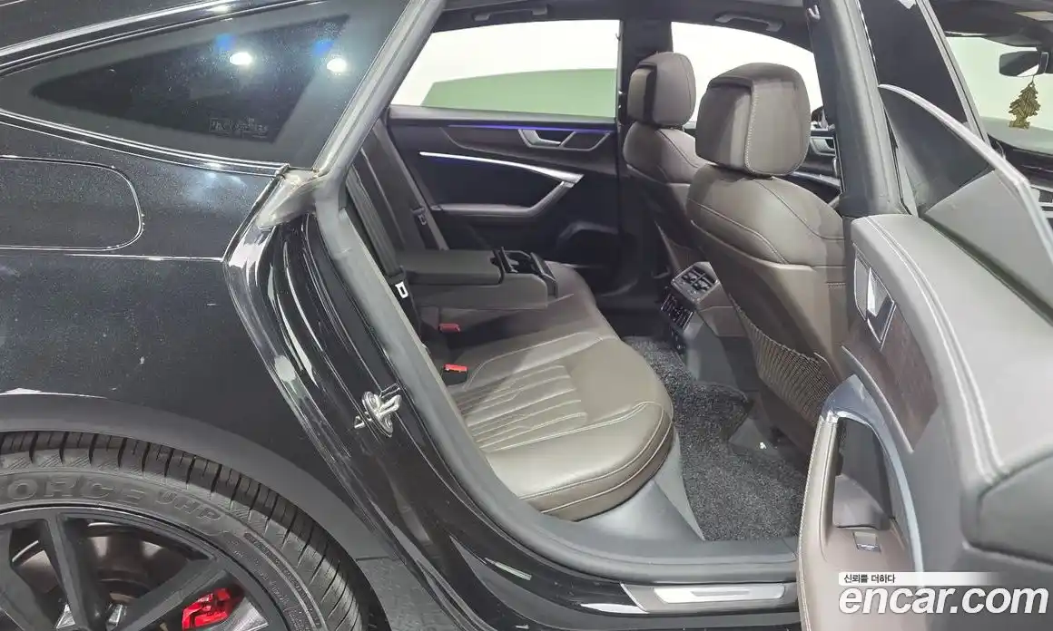 Audi A7 2022 3.0 автомат (гидро), фото 12