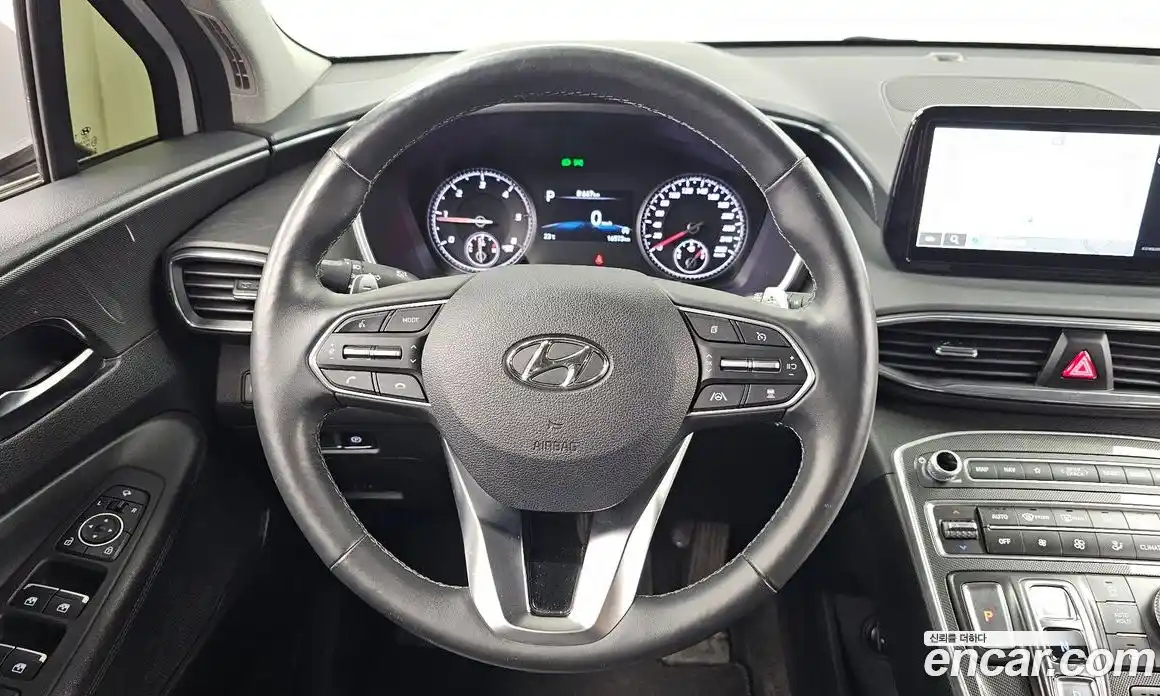 Hyundai Santa Fe 2022 2.2 автомат (гидро), фото 19