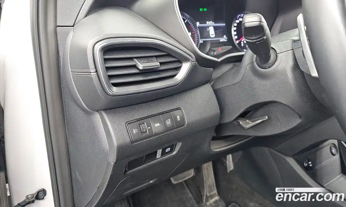 Hyundai Santa Fe 2022 2.2 автомат (гидро), фото 27