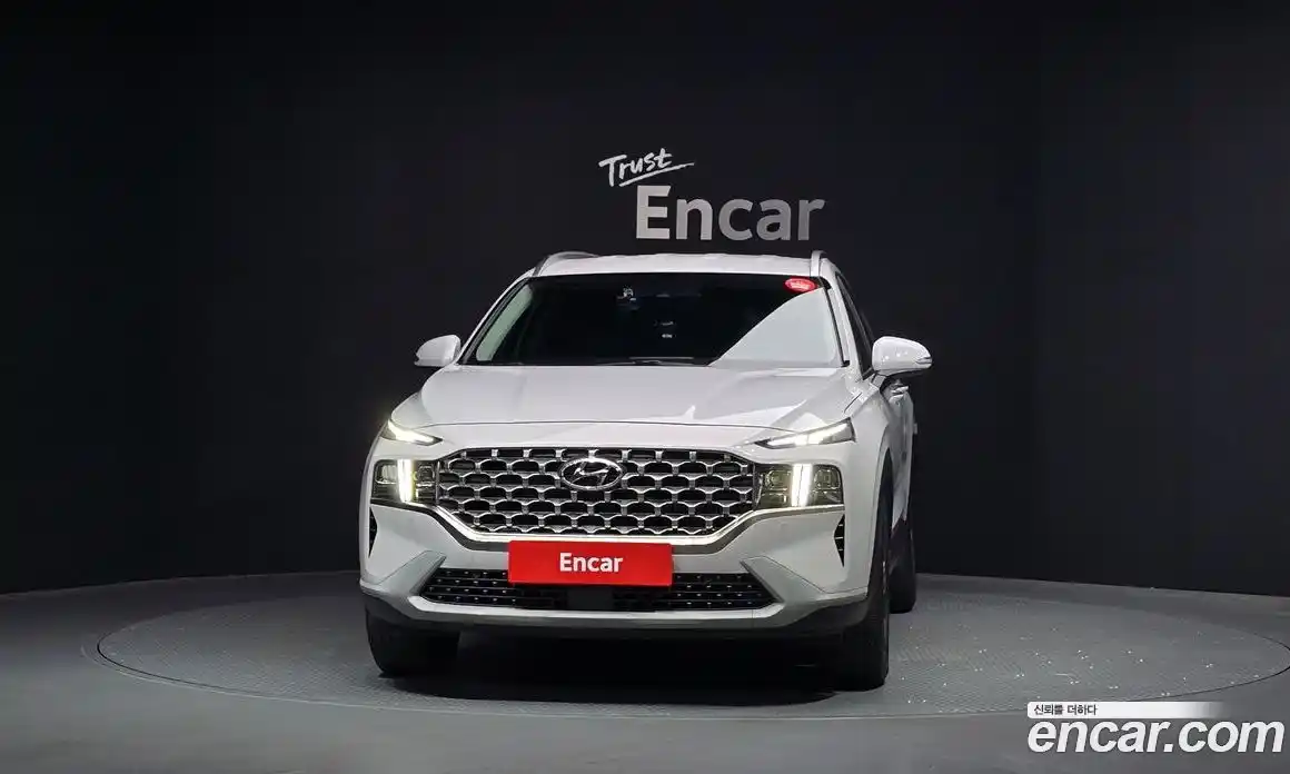 Hyundai Santa Fe 2022 2.2 автомат (гидро), фото 3