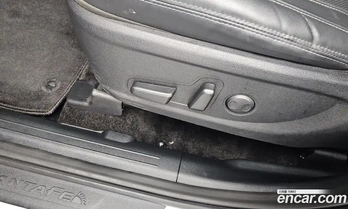 Hyundai Santa Fe 2022 2.2 автомат (гидро), фото 31