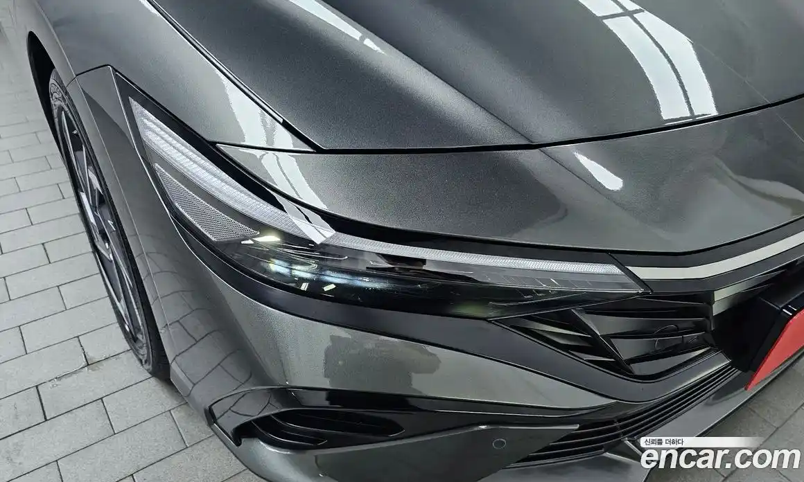 Hyundai Avante 2024 1.6 автомат (гидро), фото 8
