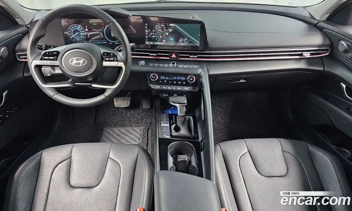 Hyundai Avante 2024 1.6 автомат (гидро), фото 10