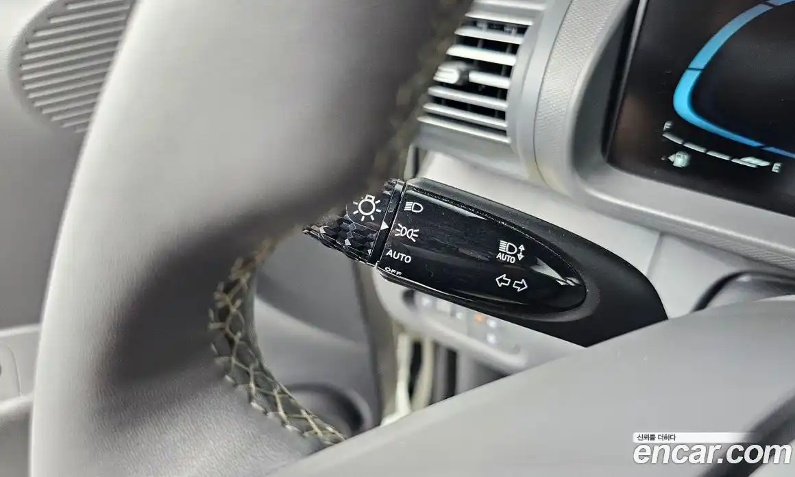 Hyundai Casper 2022 1.0 автомат (гидро), фото 27