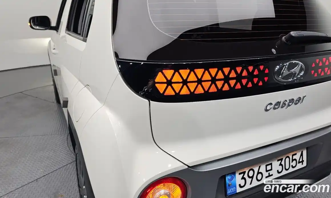 Hyundai Casper 2022 1.0 автомат (гидро), фото 9