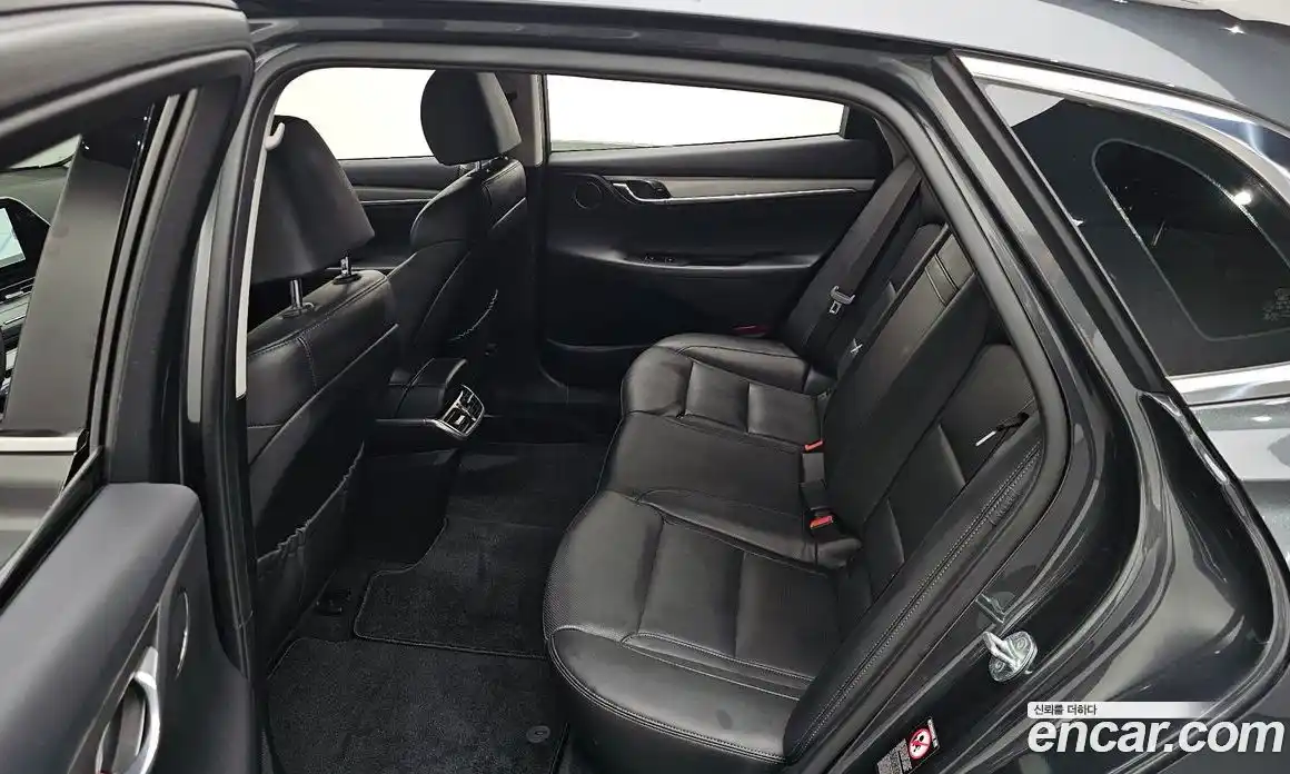 Hyundai Grandeur 2021 2.5 автомат (гидро), фото 12
